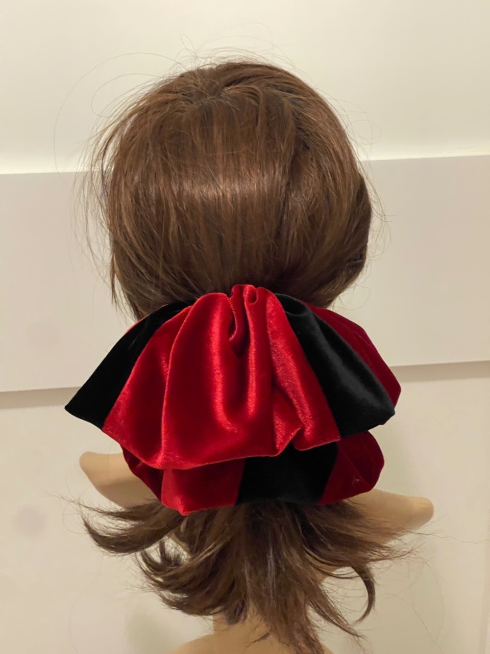 Oversized velvet scrunchie red black scrunchie